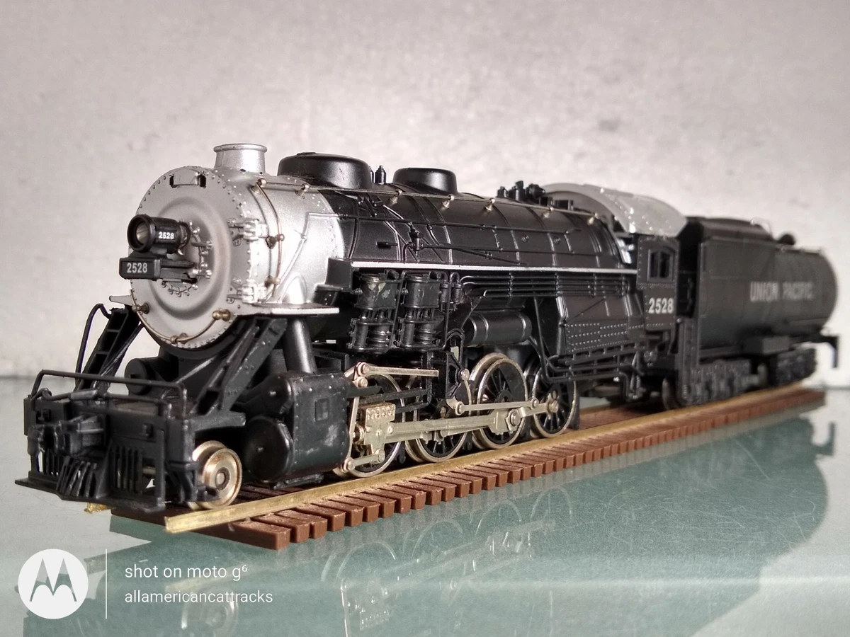 Bachmann HO Union Pacific Railroad Steam Locomotive Model Railroad