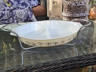 VTG Pyrex Dandelion Duet Divided Oval Casserole Dish 1.5 Qt With Chrome Holder