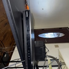 Samsung Blu-Ray Player BD-E5700 Tested Working NO REMOTE Or HDMI Cable