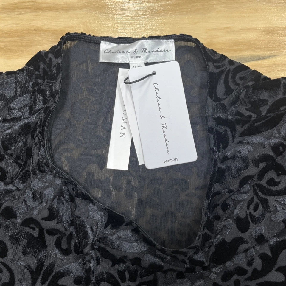 Blusa Chelsea & Theodore Terciopelo Burnout Top Talla 1X Elastizada Capricho Vacaciones Foto 4 de 4