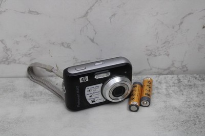 HP PhotoSmart M447 Black 5.0 MP Digital Camera TESTED WORKING READ
