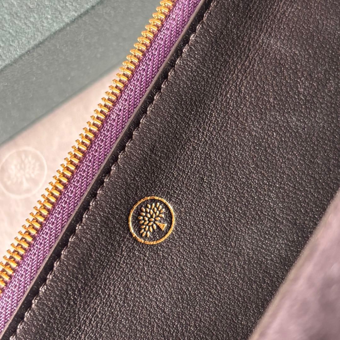 Mulberry Women Wallet Elegant Bag Clutch Stylish Limited Edition VHTF Designer C image 6