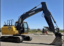 2018 DEERE 130g Excavator