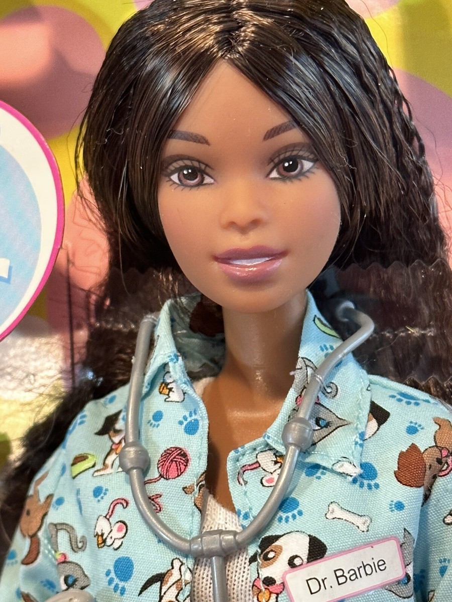 Barbie African-American Pet Doctor w Working X-Ray Machine Mattel