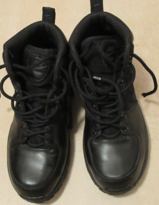  NIKE Manoa - Lederstiefel - Schwarz - Größe 38 - Gebraucht Mit Karton 