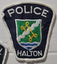 VINTAGE ONTARIO CANADA HALTON REGIONAL POLICE OFFICER UNIFORM SHOULDER PATCH