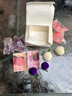 Vintage Walco Craft Kit-makes Two Beaded Peaches And Two Beaded Plums