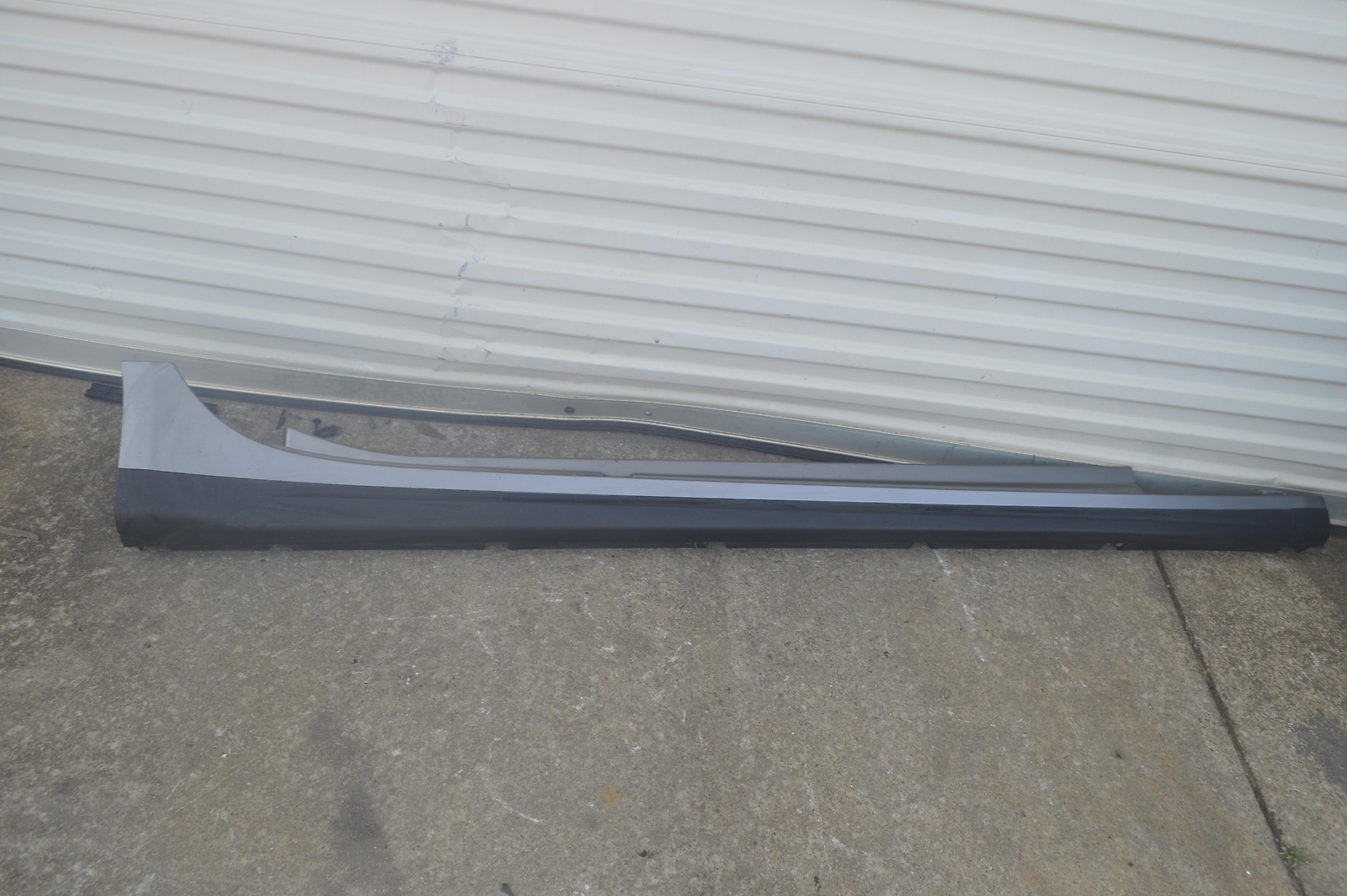 2014-2019 MASERATI GHIBLI RIGHT PASSENGER SIDE ROCKER MOLDING PANEL COVER OEM