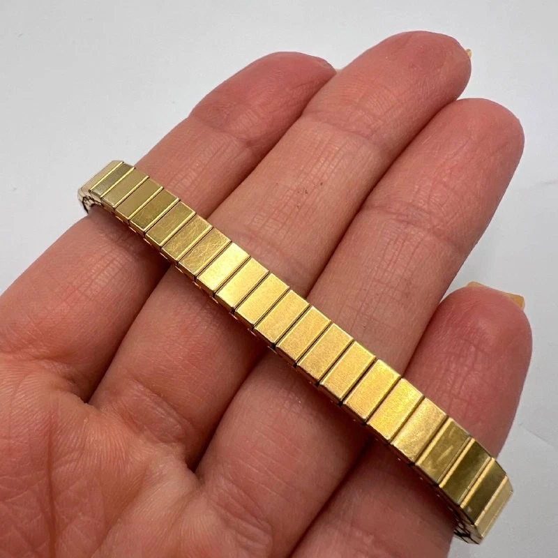 Reloj de cuarzo Lorus vintage para mujer Japón tono dorado banda elástica resistente al agua Foto 4 de 4