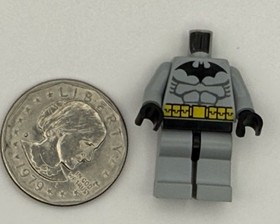 Vin 2006 Lego Batman Minifigure Torso + Legs ONLY Minifig Part DC 7779 7780 7782