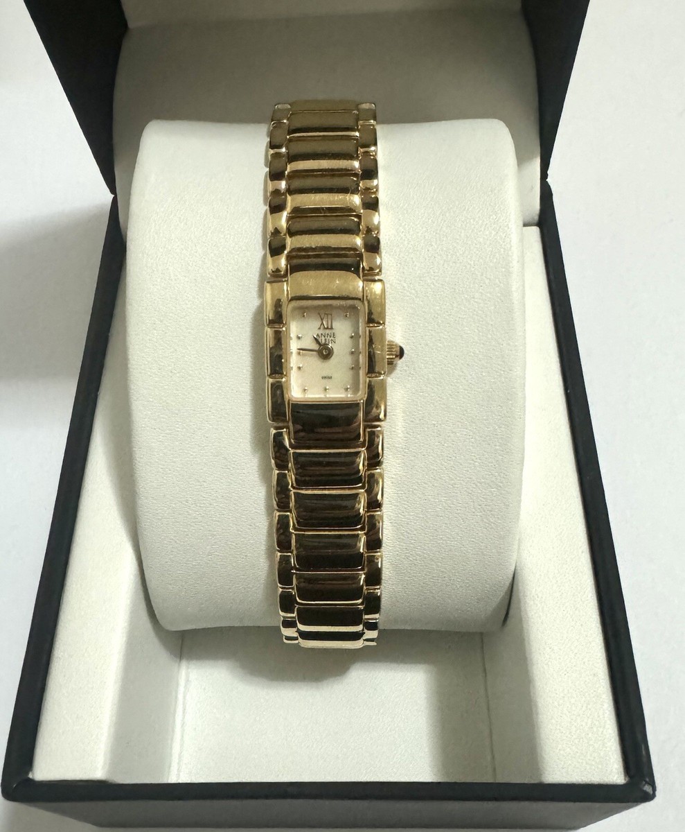 Vintage Anne Klein Square Face Gold Tone Women display picture 3