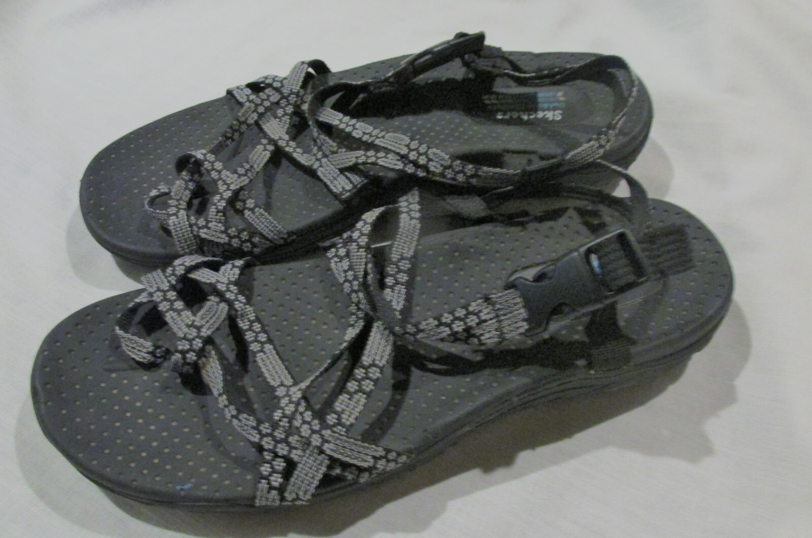 Skechers Reggae Strappy Outdoor Lifestyle Gray Toe Sandals Women Size 91/2-10