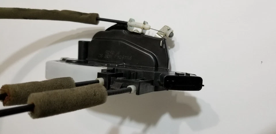 GARANTÍA DE POR VIDA 2008 a 2013 Actuador de cerradura de puerta genuino Nissan Rogue trasero izquierdo Foto 4 de 4