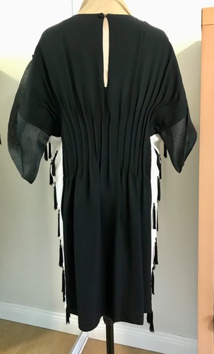GAIL SORRONDA size S TASSEL DRESS Ivory & Black SILK Short sleeves BACK TUCKS - Picture 8 of 20