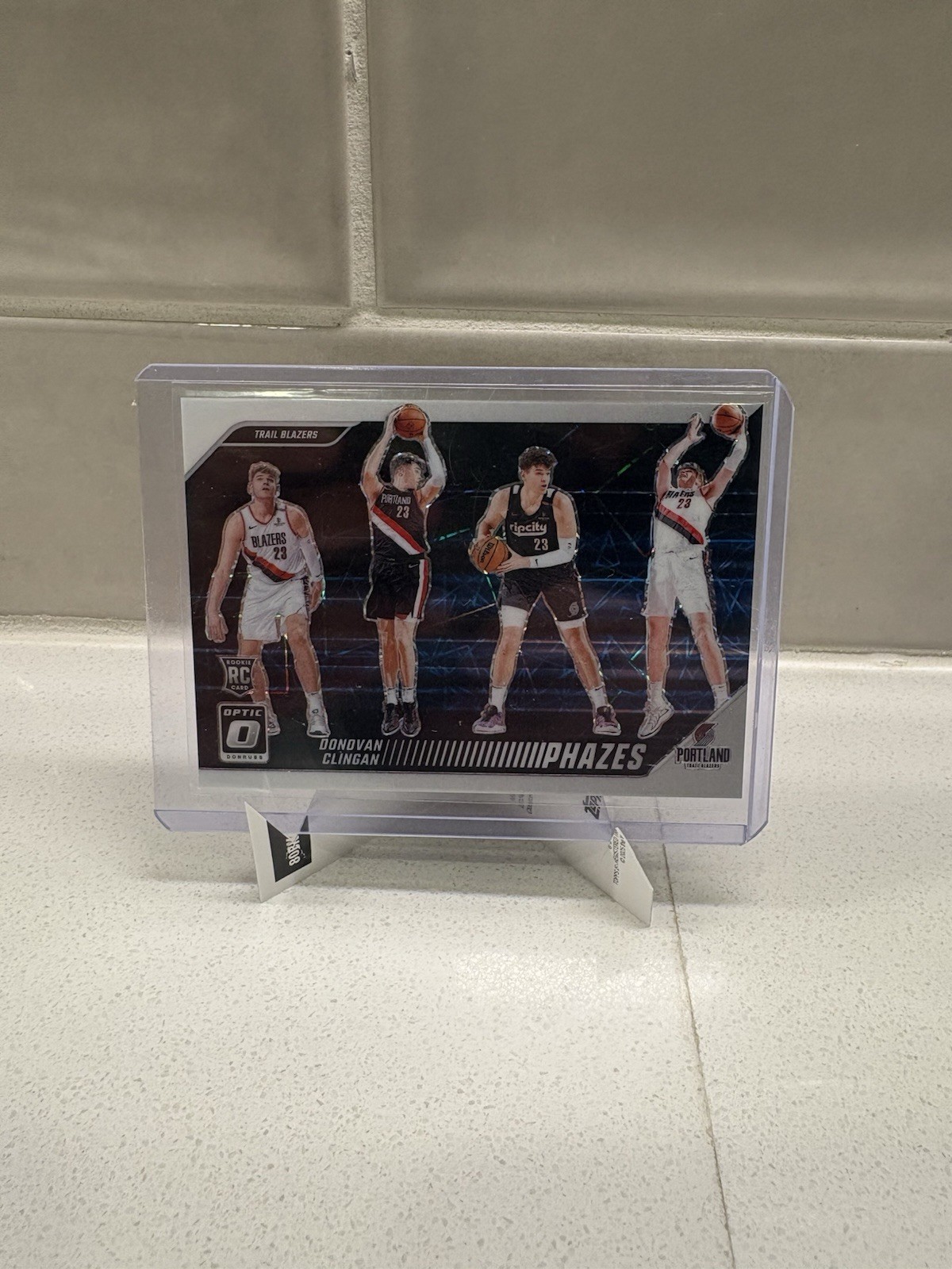 2024-25 Donruss Optic DONOVAN CLINGAN Phazes SSP Case Hit Rookie (RC) #25