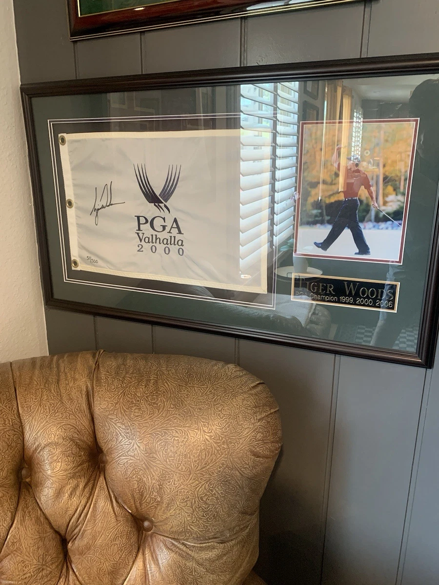 Upper Deck Tiger Woods PGA Original Autographed Golf Flags for