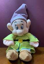 WALT DISNEY WORLD'S SNOW WHITES DOPEY PLUSH/STUFFED BEAN BAG DOLL