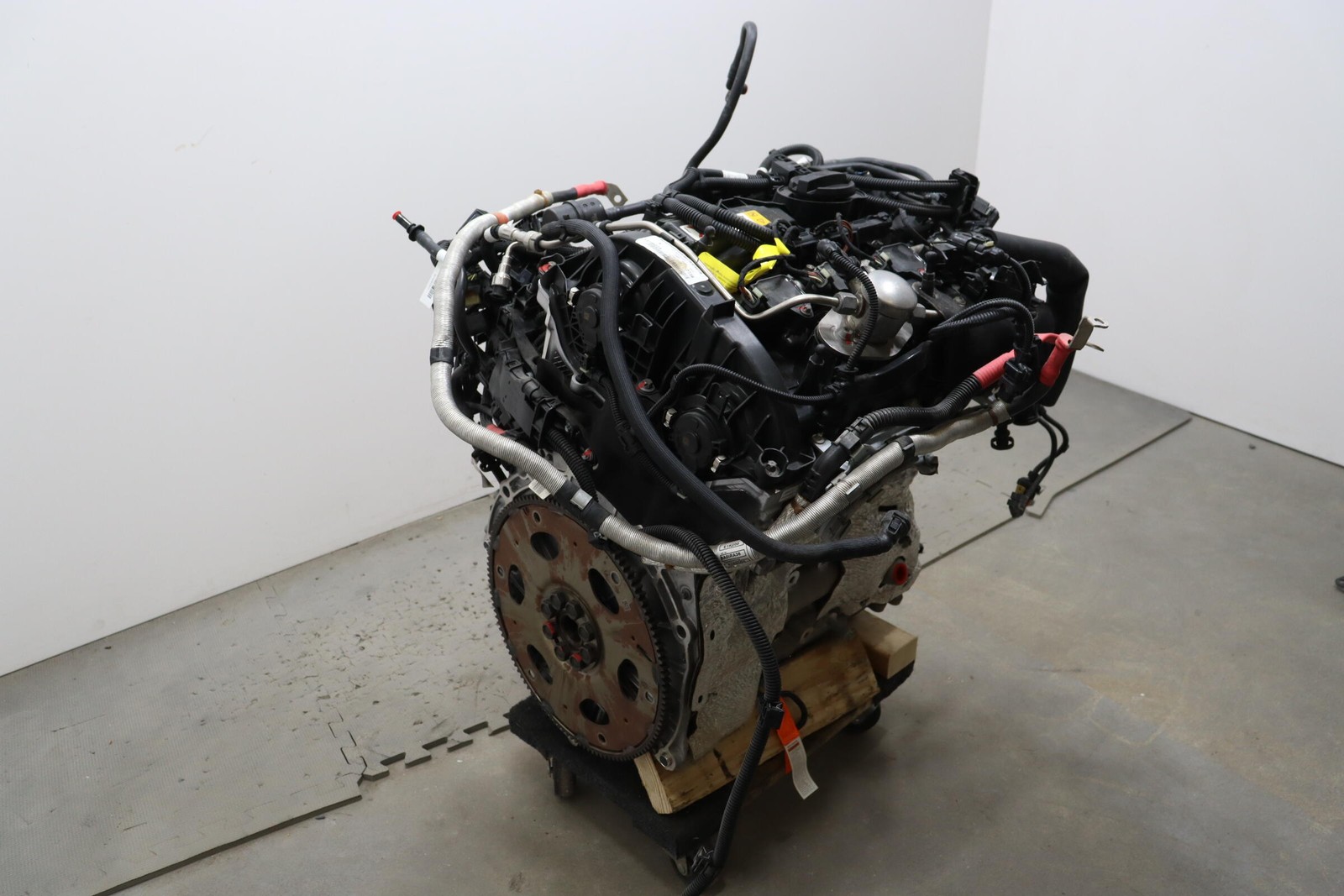 2019 - 2024 BMW 330I G20 2.0L B46 RWD ENGINE MOTOR ASSEMBLY OEM 8640046
