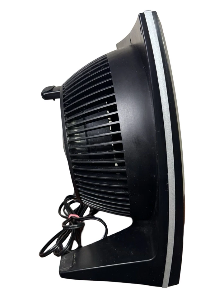Vornado 673T Whole Room Air Circulator Fan with Pivoting Head, 3 Speeds, Move... - Image 4 of 4