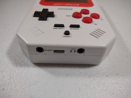 Retro-Bit Go Retro Portable Handheld Video Game System | E4 - Picture 4 of 8