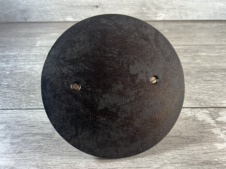 Lodge Round CastIron Grill Press Meat Burgers 7.5" Cool Touch Handle