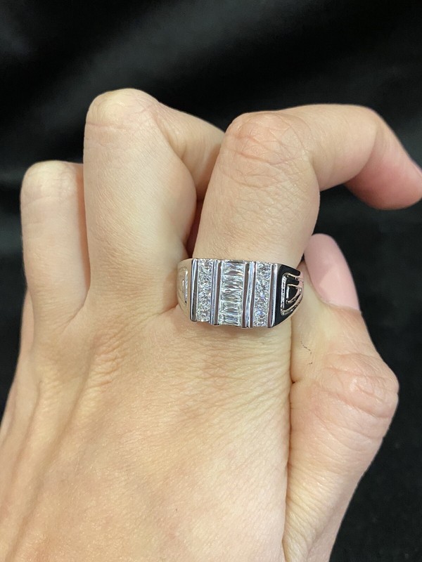 .925 Sterling Silver Men's Womens Round & Baguette CZ Cluster Design Ring Sz  9 
