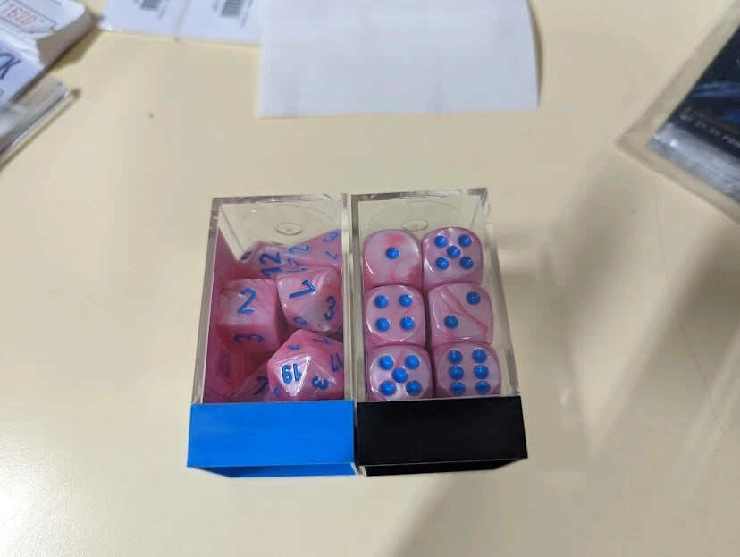 Chessex Lustrous Pink with blue 7ct set and 12x 16mm d6s - Image 2 of 2