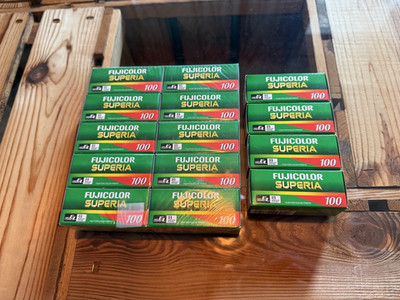 14x Fujifilm Superia Film Fujicolor 100 NOS für 36 Bilder - abgelaufen 1999