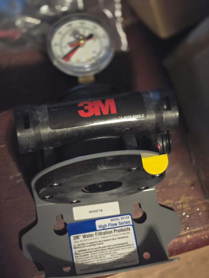 Sistema de filtración de agua de alto flujo Foto 3 de 4