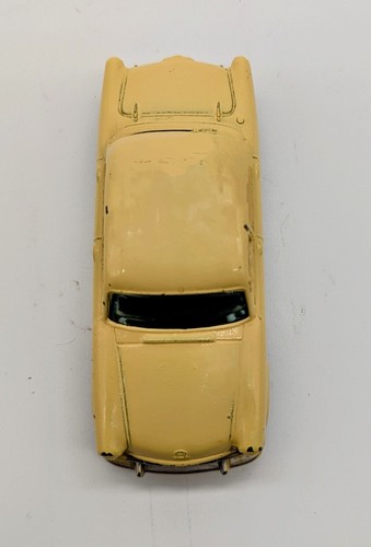 Corgi Toys Standard Vanguard Yellow Made In Gt Britain Vintage - Picture 7 of 10