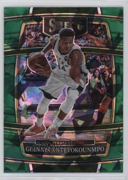 2021-22 Panini Select Concourse Green Ice Prizm Giannis Antetokounmpo #35