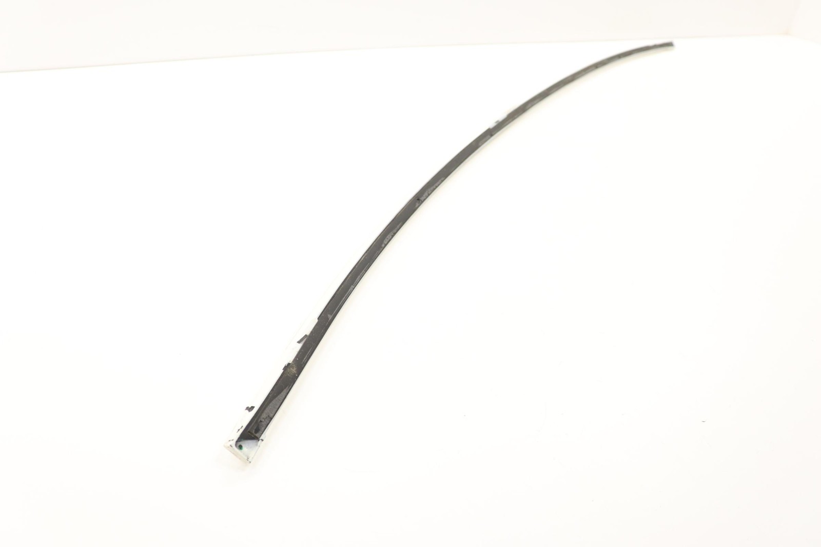 2014 - 2024 MASERATI GHIBLI LEFT DRIVER SIDE ROOF DRIP MOLDING OEM WHITE_BIA