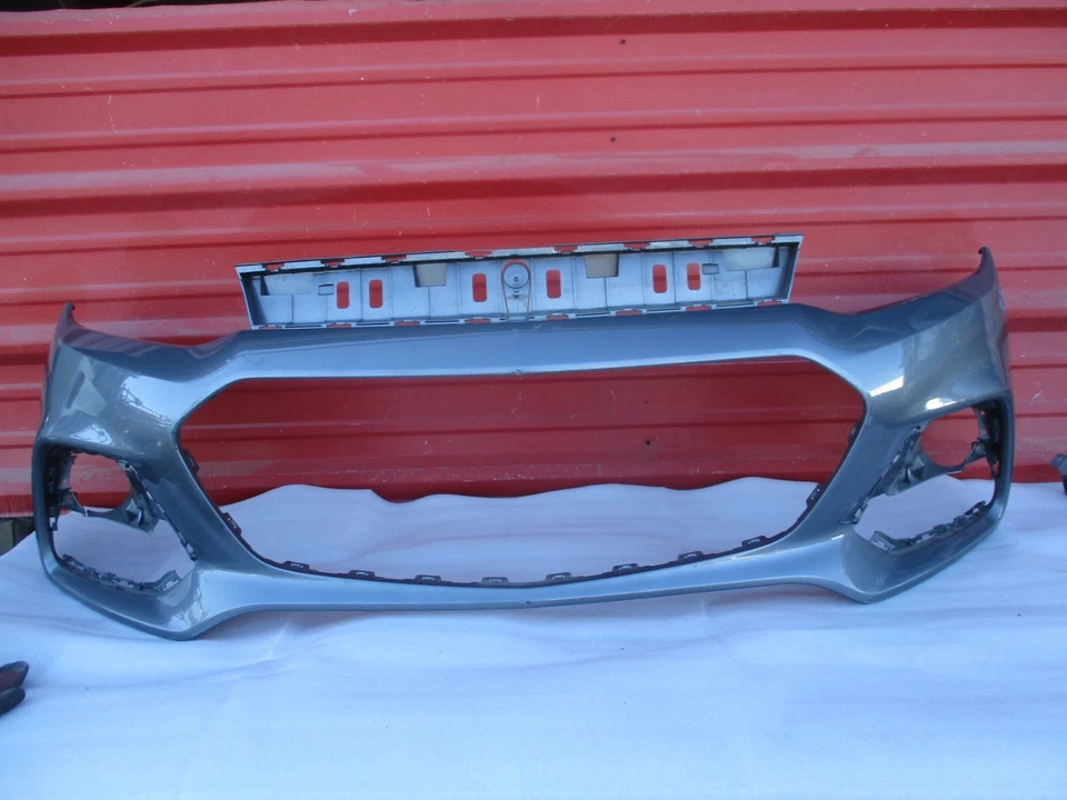 Cubierta de parachoques delantero OEM 2017-2022 Chevrolet Trax LS/LT/Premier OEM (sin envío) Foto 3 de 4