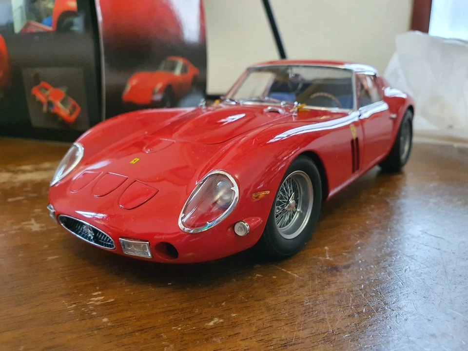 Ferrari 250 GTO Kyosho 1/18 - Immagine 3 di 4