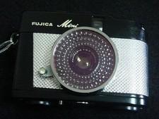 FUJICA MINI HALF FRAME FILM CAMERA 1960S WITH ORIGINAL BOX STRAP WORKING