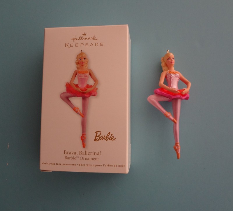 Hallmark Ornament Brava Ballerina 2012 Barbie Pink/Gold Tutu Ballet Pirouette K4