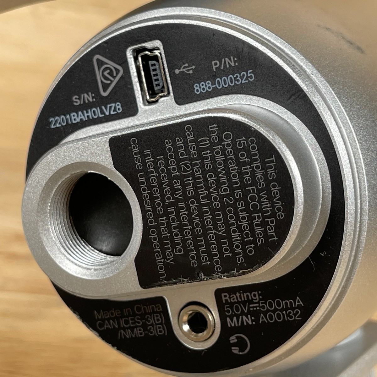 Logitech Blue Yeti A00132 Silver Premium Multi-Pattern USB