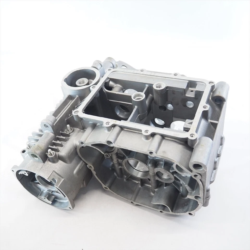 Benelli Quattro 254 Genuine Crankcase NOS Rare Engine Casing - Imagem 3 de 4