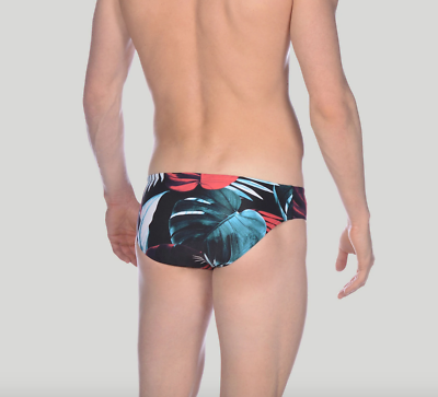 Arena Herren Tropicals Slip Badehose – Mit Blattmuster, MaxLife Stoff, UV-Schutz 50+