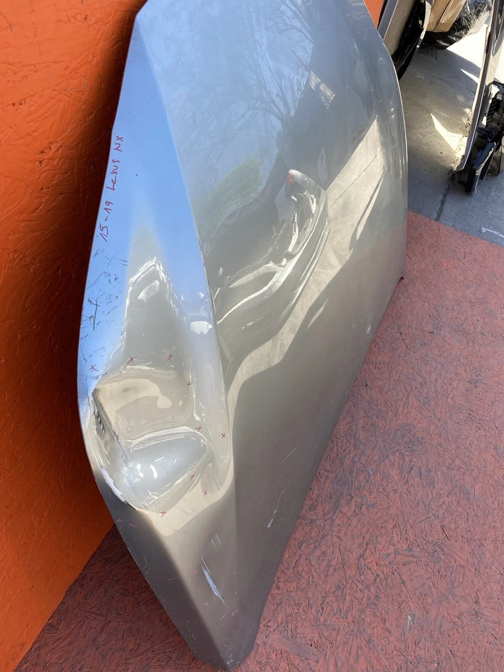 Capucha Lexus NX NX200t NX300h 2015-2020 OEM usada Foto 4 de 4