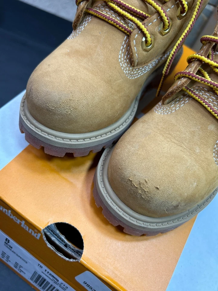 Timberland Premium 6 pulgadas de encaje impermeables botas de trigo talla 8 niño pequeño Foto 4 de 4
