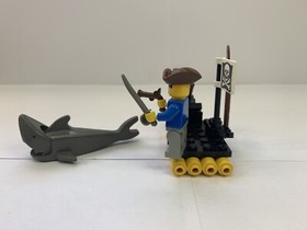 Lego 6234 "Pirates Renegade's Raft"  COMPLETE w/o  instructions or box. Vintage