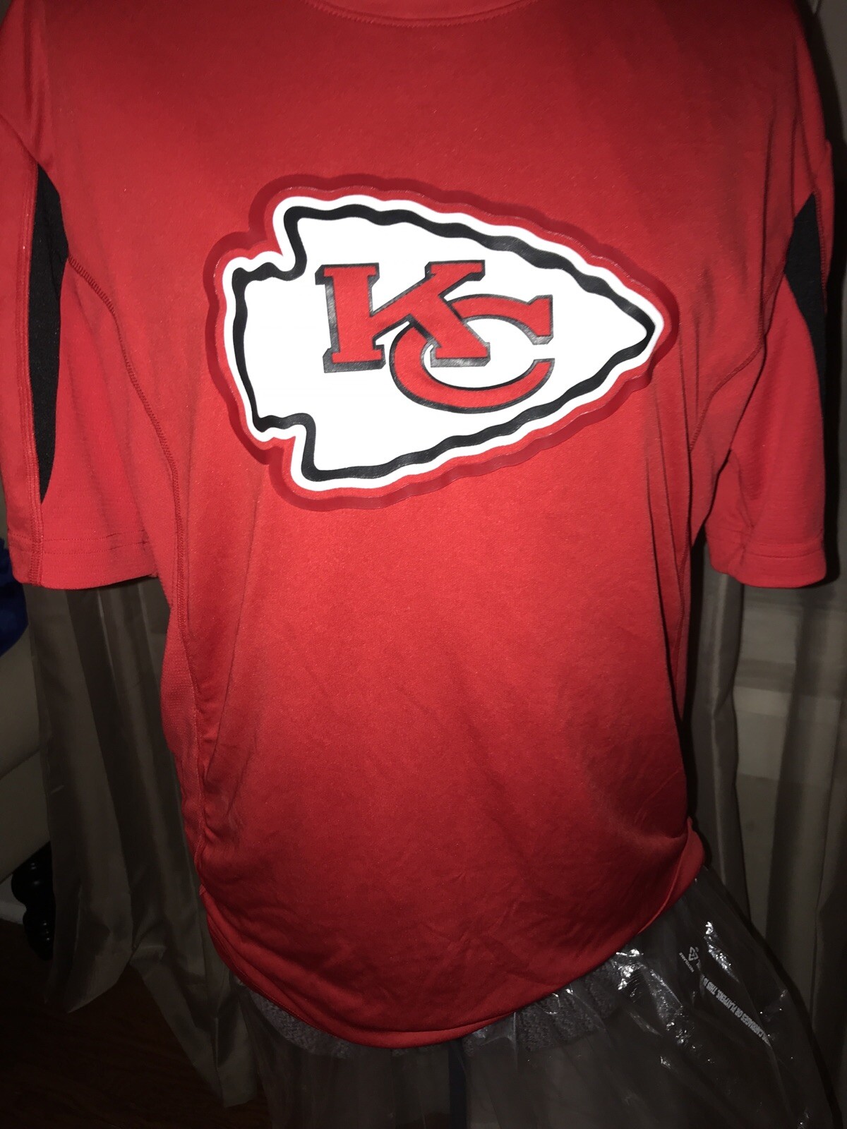 Picture 1 of 4