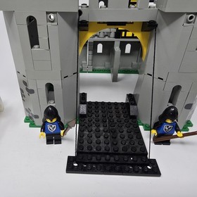 LEGO Castle: Black Falcon's Fortress (6074) Vintage Complete w/ Instructions