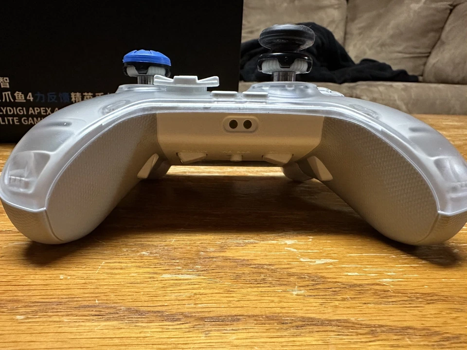 Controlador inalámbrico para juegos Flydigi Apex 4 Elite - blanco Foto 3 de 4