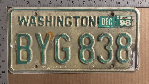 1976 Washington license plate BYG 838 YOM DMV Pierce Ford Chevy Dodge 20300