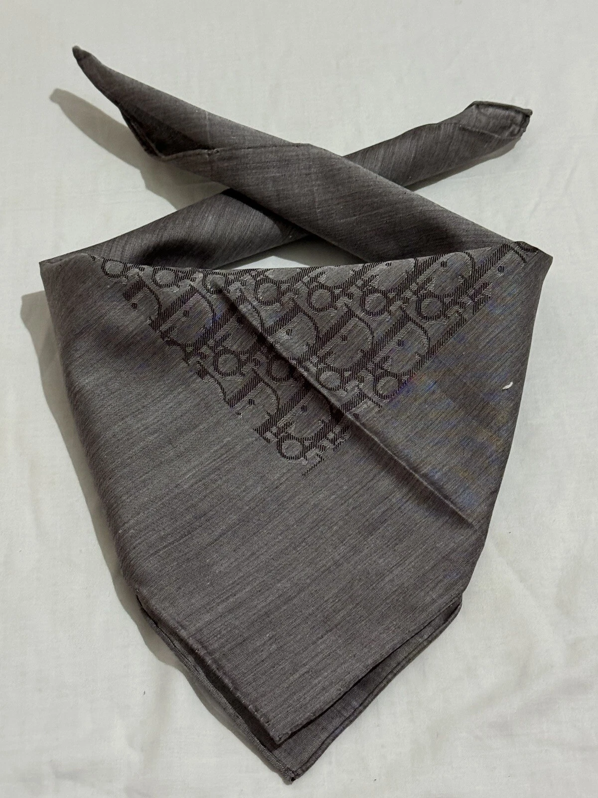 Mouchoir Dior mono oblique gris 49 cm