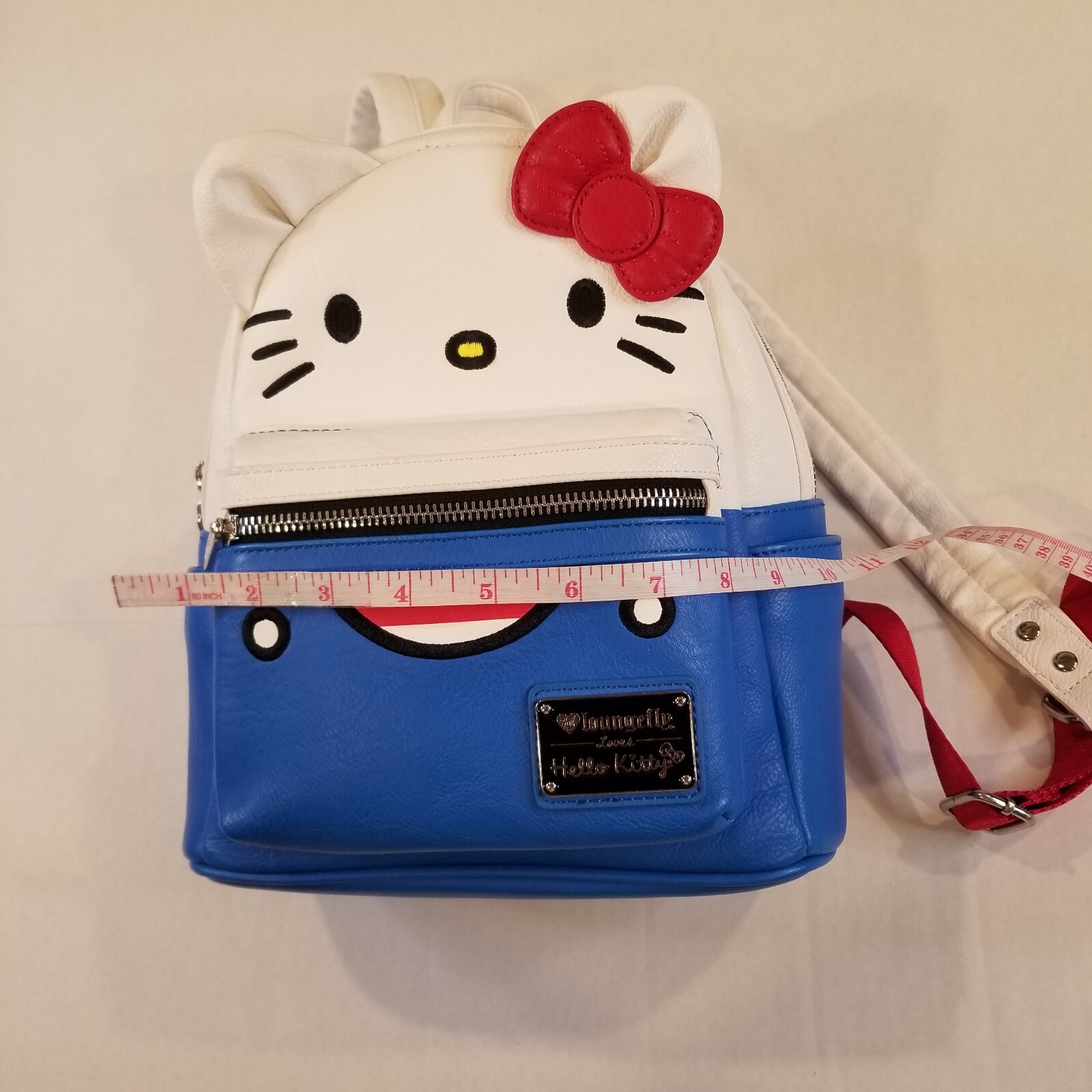 Hello Kitty Loungefly Backpack Universal Studios … - image 11