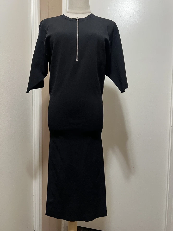 Vestido midi STELLA MCCARTNEY preto malha com nervuras zíper detalhe frontal tamanho 40 2 EUA - Imagem 2 de 4