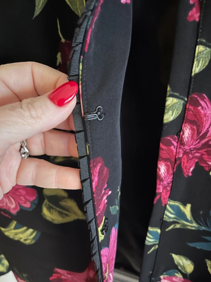 Graver Susan Graver Jacket Blazer Floral Rose Hook Eye Black Pink EUC Sz 10 Foto 3 de 4